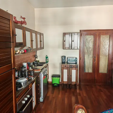 5 Metro Stop To Colosseo *